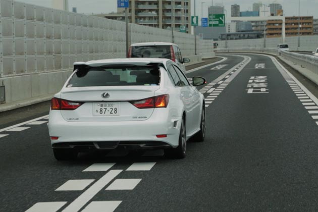 トヨタの自動運転実験の様子（高速道路）