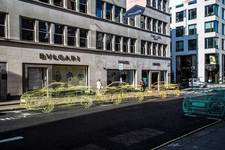 「レンジローバー・イヴォーク・コンバーチブル」実物大のワイヤーモデル展示風景