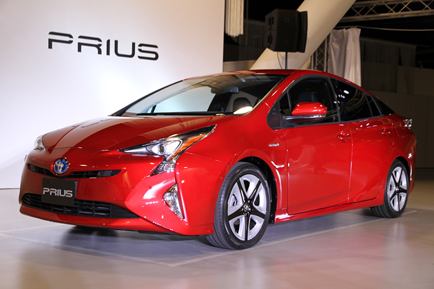 トヨタ 新型プリウスは果たして「買い得」なのか ~現行プリウス