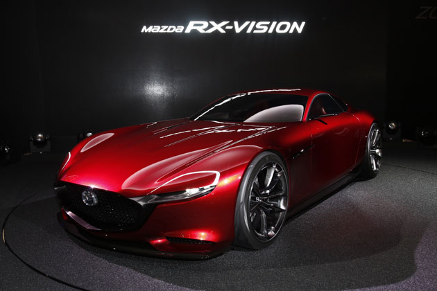 “RX-7”の再来か？「マツダ RX-VISION」ロータリー復活の狼煙がついに上がった！【TMS2015】