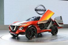 次期「ジューク」か！日産が若年層に向けたコンパクトSUVが『TMS2015』に登場！