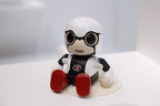 【動画】世界初公開！トヨタのロボット「KIROBO MINI」がメチャクチャかわいい！