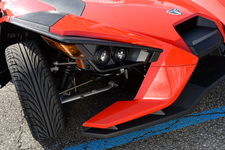 スリーホイラー(3輪)スポーツカー「SLINGSHOT」(スリングショット)試乗レポート/岡本幸一郎