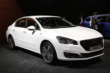 プジョーがディーゼルエンジンを日本初導入！スポーティなフラッグシップモデル「508GT」【TMS2015】