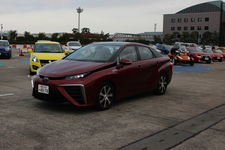 急げ！ 人気自動車ジャーナリストの同乗試乗会は11月3日(祝)まで！【TMS2015】