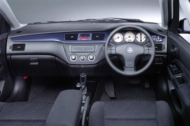 02年発売 エボvii Gt A シリーズ初at車の登場 三菱ランサーエボリューション23年間の軌跡 業界先取り 業界ニュース 自動車ニュース21国産車から輸入車まで Mota 02年発売 エボvii Gt A シリーズ初at車の登場 三菱ランサーエボリューション23年間の軌跡 業界先取り 業界ニュース 自動車ニュース21国産車から輸入車まで Mota