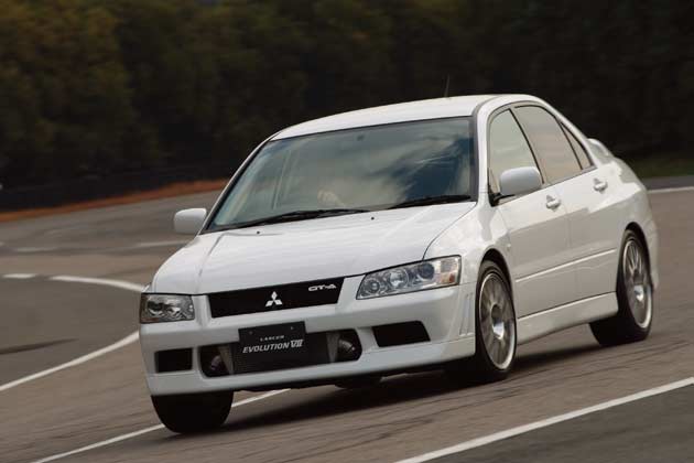 2002年発売「エボVII GT-A」シリーズ初AT車の登場！／三菱
