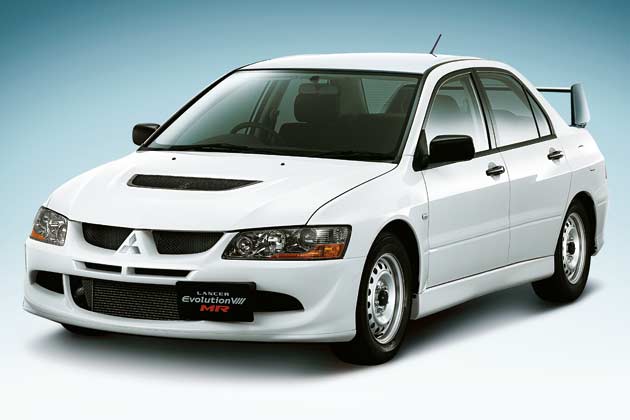 2004年発売「エボ VIII MR」 三菱レーシングの頭文字を冠して