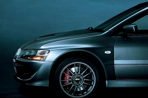04年発売 エボ Viii Mr 三菱レーシングの頭文字を冠して登場 三菱ランサーエボリューション23年間の軌跡 業界先取り 業界ニュース 自動車ニュース21国産車から輸入車まで Mota 04年発売 エボ Viii Mr 三菱レーシングの頭文字を冠して登場 三菱ランサーエボリューション23年間の軌跡 業界先取り 業界ニュース 自動車ニュース21国産車から輸入車まで Mota