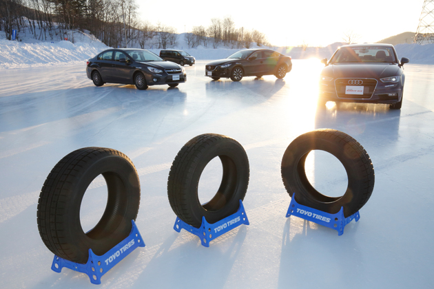 氷上、コーナー、圧雪路・・・様々な路面でスタッドレスを試してみた／ 「トーヨー オブザーブ・ガリットギズ」試乗レポート／飯田裕子