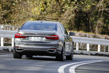 BMW 新型 7シリーズ「740Li」試乗レポート／国沢光宏