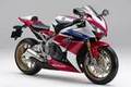 ホンダ「CBR1000RR」ボディカラー変更 ～トリコロールにゴールドライン追加など～