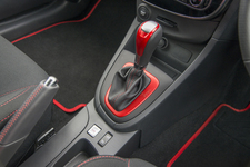 ルノー ルーテシア R.S.(ルノースポール) トロフィー 試乗レポート/嶋田智之