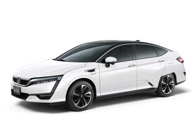 ホンダ新型FCV「CLARITY FUEL CELL」市販予定モデル