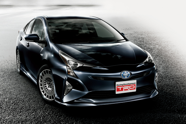 トヨタ プリウス(TRDパーツ)