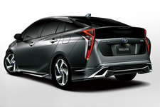 トヨタ 新型プリウス