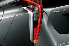 トヨタ 新型プリウス