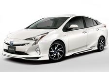 トヨタ 新型プリウス