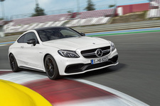 メルセデス・ベンツ Cクラスクーペ（AMG C63S）