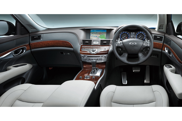 日産 フーガ クール エクスクルーシブ