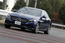 メルセデス・ベンツ 新型Cクラス「C350e AVANTGARDE」(プラグインハイブリッドモデル／ボディカラー：ブリリアントブルーM)  試乗レポート／五味康隆