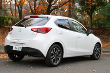 マツダ デミオ 15MB