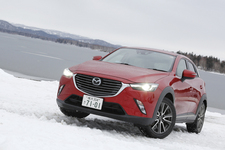 マツダ CX-3 XD Touring Lpkg 4WD 6AT[18インチ ブリザックスタッドレスタイヤ]