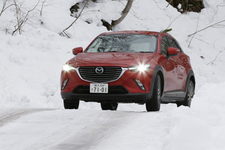 マツダ CX-3 XD Touring Lpkg 4WD 6AT[18インチ ブリザックスタッドレスタイヤ]