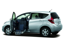 日産ノート アンシャンテ 助手席スライドアップシート