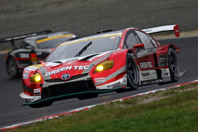 スーパーGT 2015/TOYOTA PRIUS apr GT 31号車(嵯峨宏紀/中山雄一組)