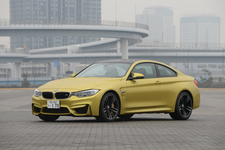 （参考）BMW M4 DCT ドライブロジック