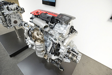 新型NSXのエンジン