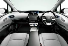 トヨタ 新型プリウス