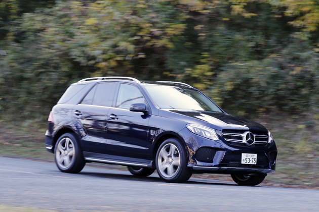 メルセデス・ベンツ GLE 350 d 4マチック ボディカラー：カバンサイトブルー