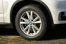 BMW X5 xドライブ 35d xライン ボディカラー：ミネラル・ホワイト