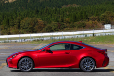レクサスRC