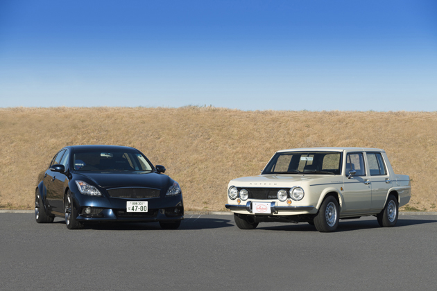 これまでの記念車両（左）創立25周年記念車両A25、（右）創立10周年記念車両A10