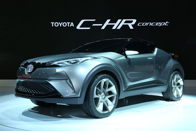 ベース車両の「CH-R」／東京モーターショー2015