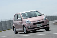 トヨタ パッソ ＋ Hana(プラスハナ) 1.0 Gパッケージ