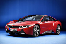 BMW i8 プロトニックレッドエディション