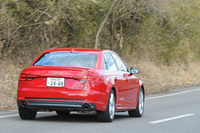 アウディA4 2.0 TFSI quattro