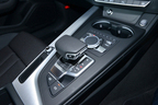 アウディA4 2.0 TFSI quattro