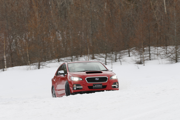 スバル レヴォーグ