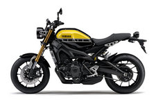 XSR900 60th Anniversary_ライトレディッシュイエローソリッド