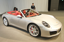 ポルシェ 新型911カレラS カブリオレ