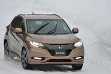 ホンダ ヴェゼル[HYBRID Z・Honda SENSING]