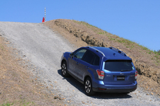 スバル 新型 フォレスター[D型]「X-BREAK(エックス・ブレイク) アドバンスドセイフティパッケージ装着車」(AWD／X-BREAK専用ボディカラー：クオーツブルー・パール)