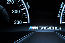 BMW M760 Li xDrive