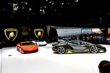 ランボルギーニ新型「チェンテナリオ」