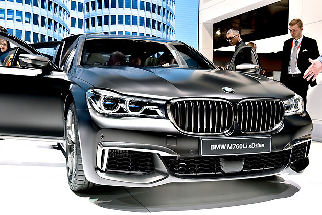 BMW新型「M760Li xDrive」